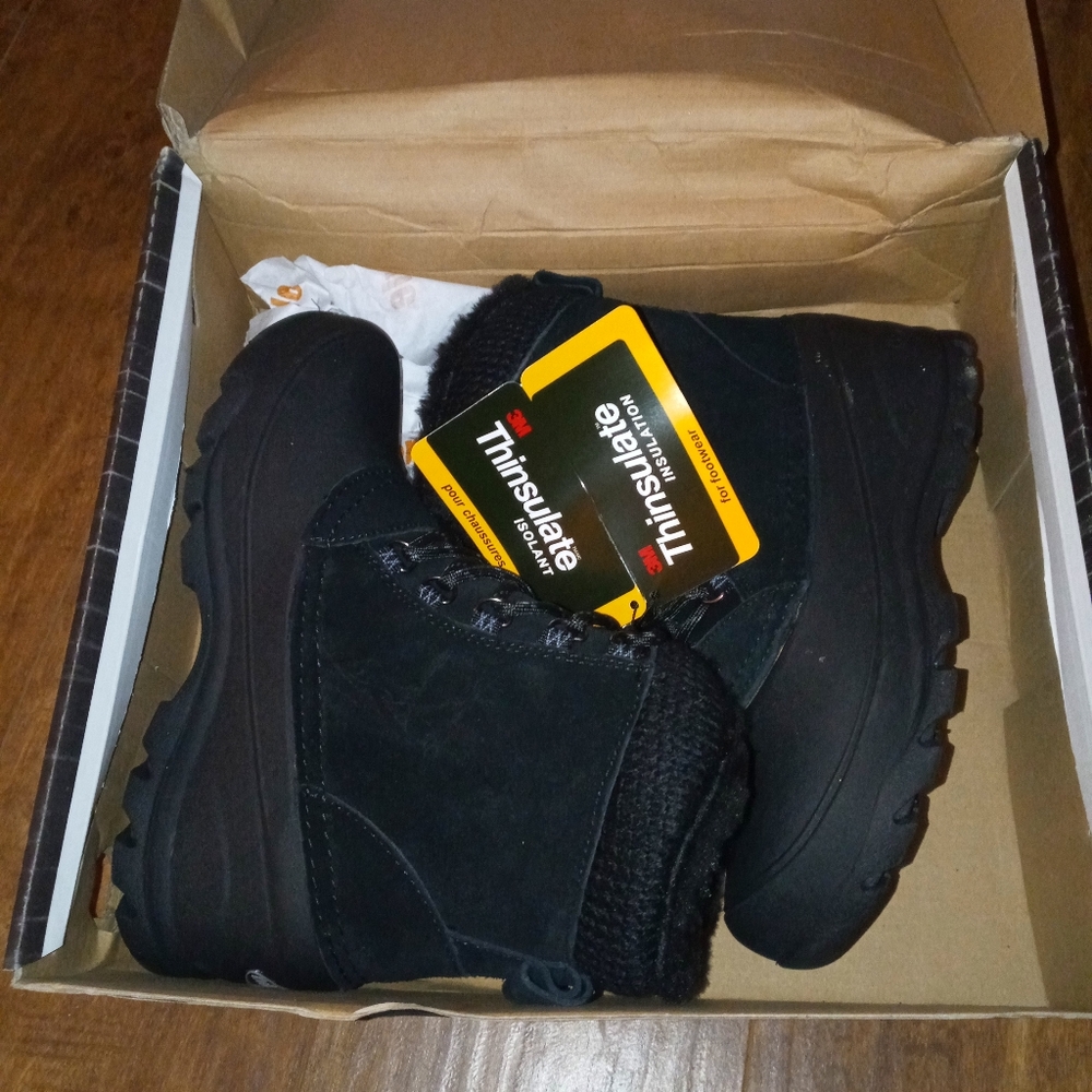 NWT Northside boots 6 women